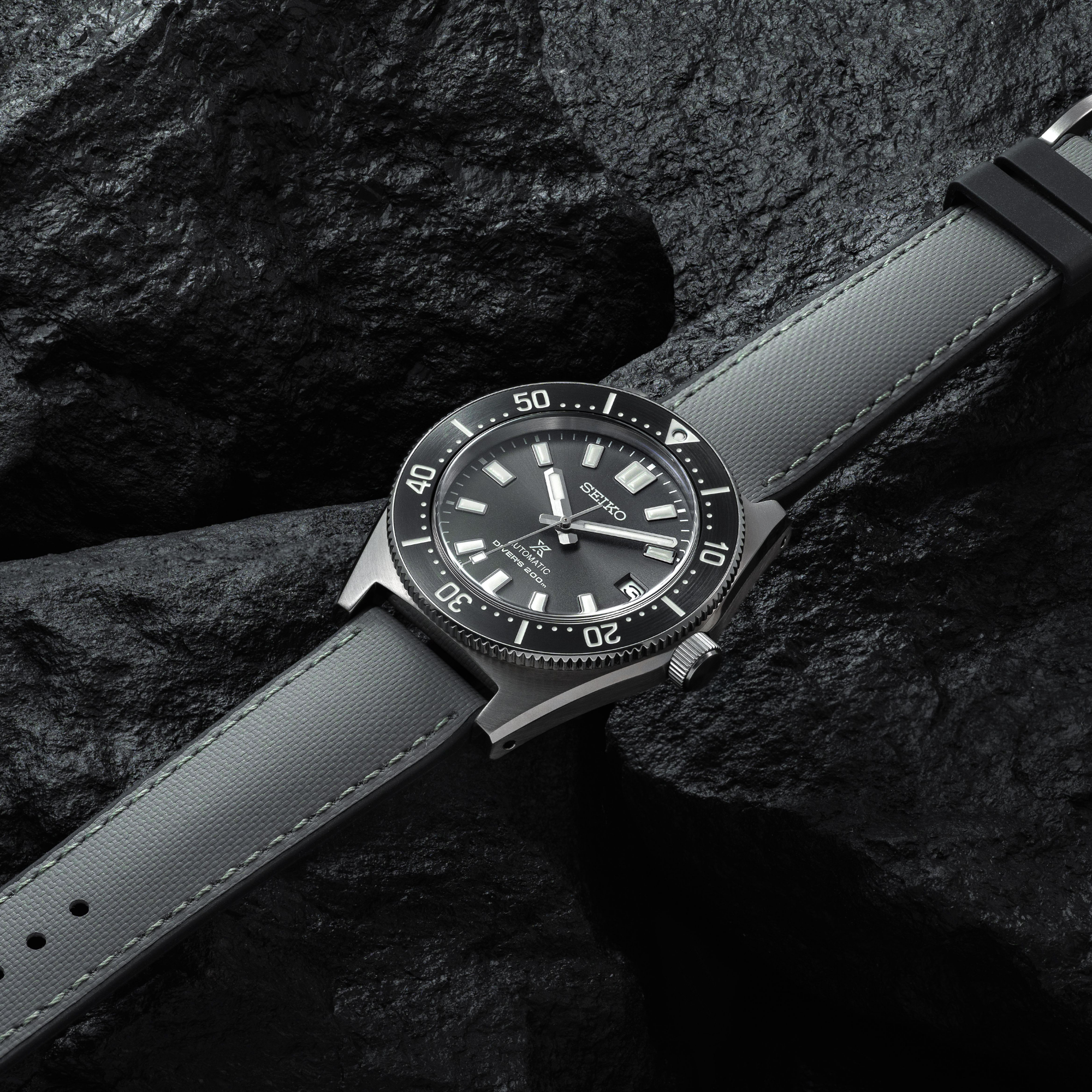 HydroFlex™ Grey Hybrid FKM Watch Strap With Grey Stitching