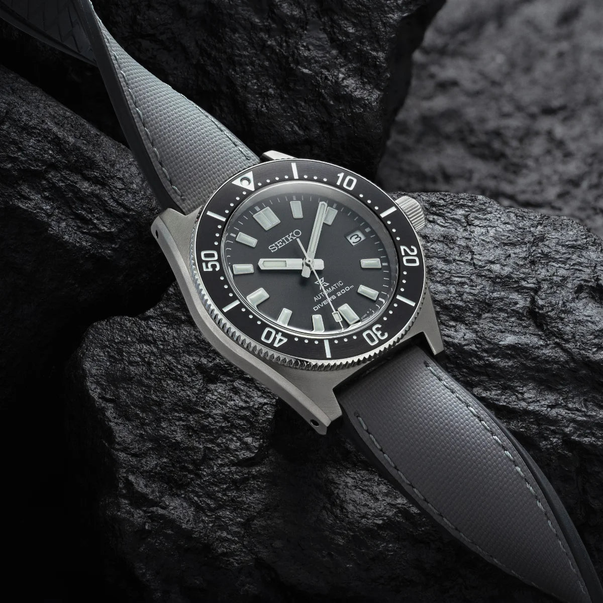 HydroFlex™ Grey Hybrid FKM Watch Strap With Grey Stitching